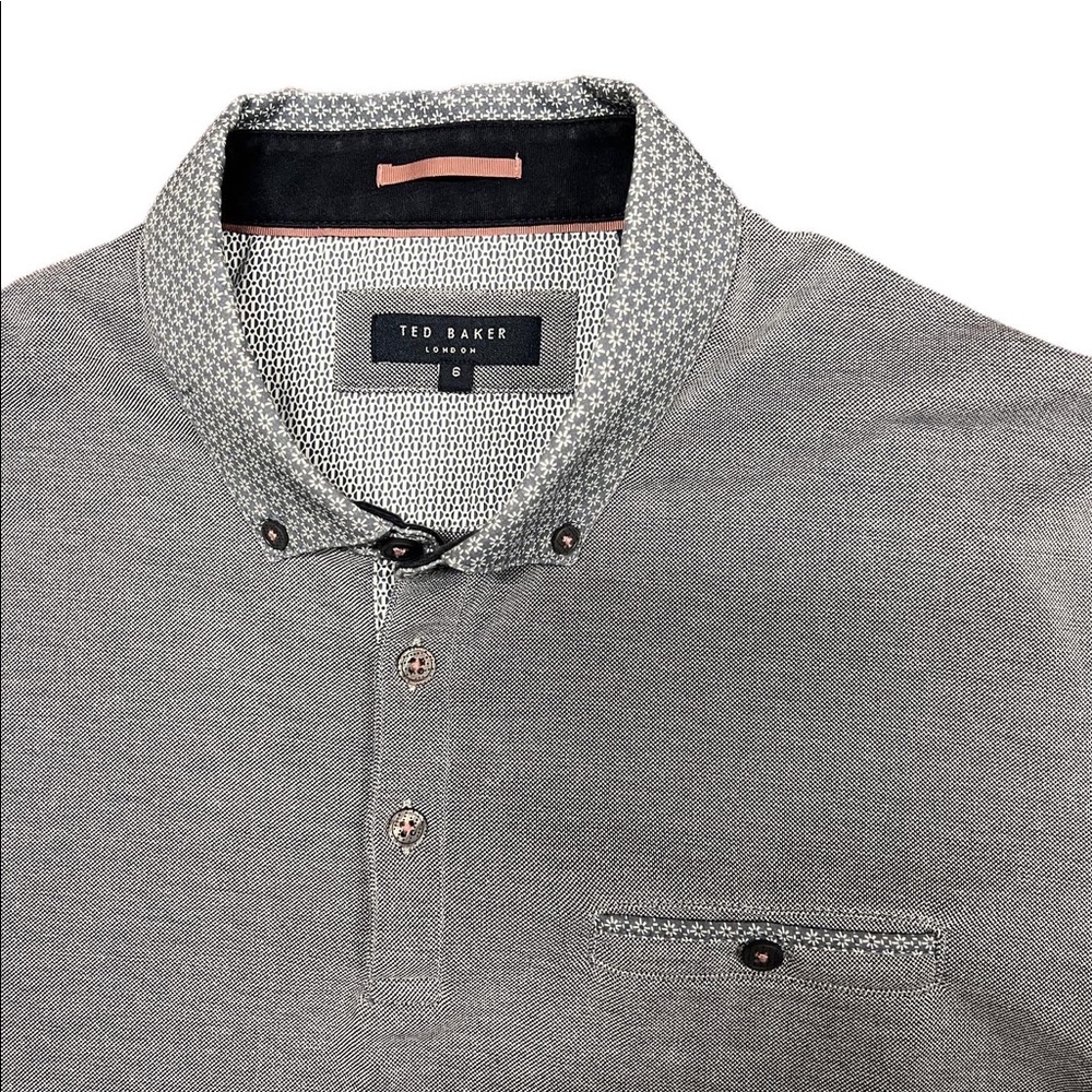 Ted Baker London Mens Polo. Pattern collar and pocket lining.